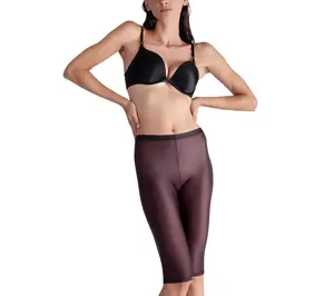 LECHERY Lustrous Sheer Capri Pantyhose