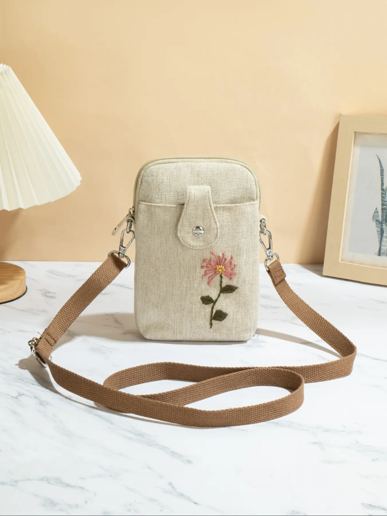 Bohemian Ethnic Style Original Design Handmade Embroidered Shoulder Boho Style Stylish Crossbody Bag, Fashionable Bohemian Bag, Multi-Layer Fashion Personalized Gift Phone Bag