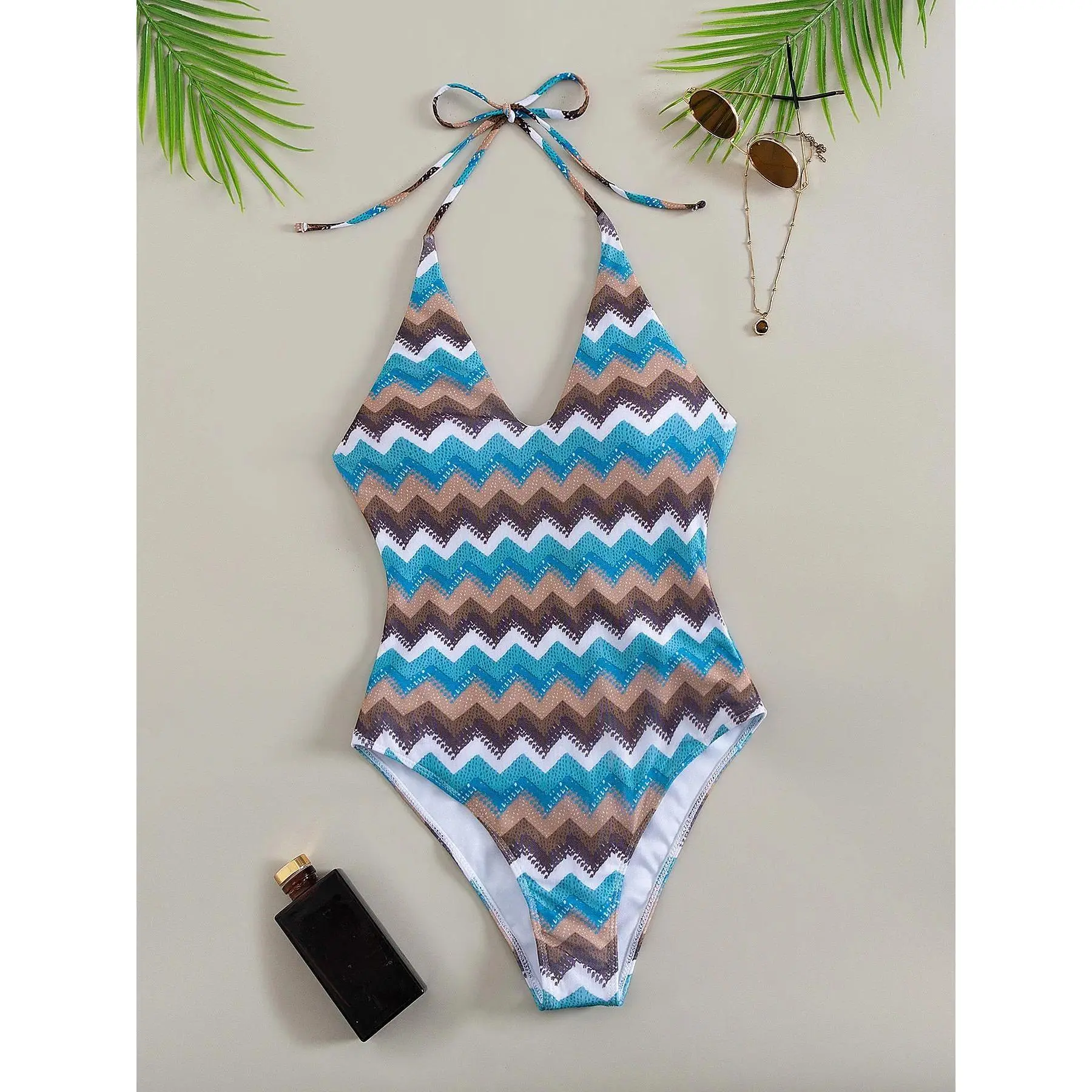 2025 New Elegant Zigzag Patterned One-Piece Swimsuit Perfect for Summer Beachwear Pool Parties Special Occasions Beach Glamour