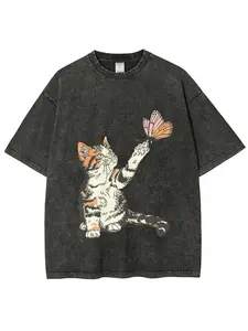 This vintage wash T-shirt features cute hand-drawn cartoon cat and butterfly designs with a round neck and shoulder drop. Available in six sizes, this vintage-inspired shirt is perfect for both men and women, making it the perfect New Year's gift.