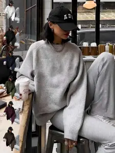 Women's Loose-Fitting Casual Knit Sweater, Soft Round Neck Long Sleeve Pullover, Simple Comfortable Solid Color Fashion Top