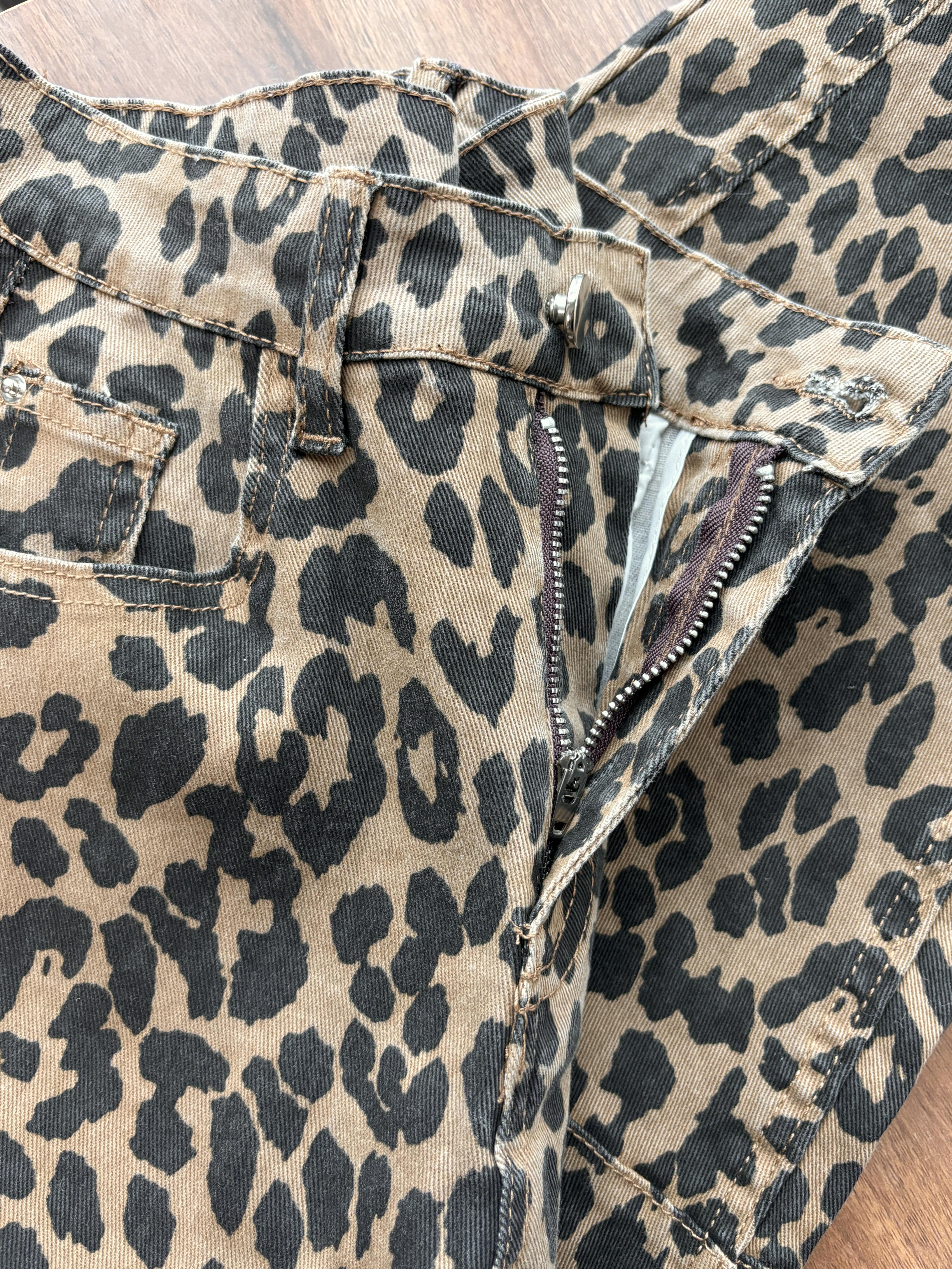 Chouyatou Barrel Jeans Women Wide Leg Cropped Jeans Y2k Mid Rise Baggy Jeans Boyfriend Denim Pants Harem Pants Vintage Breathable SpringStatements Chouyatou Barrel Jeans Women Wide Leg Cropped Jeans Y2k Mid Rise Baggy Jeans Boyfriend Denim Pants Harem Pants Vintage Breathable SpringStatements