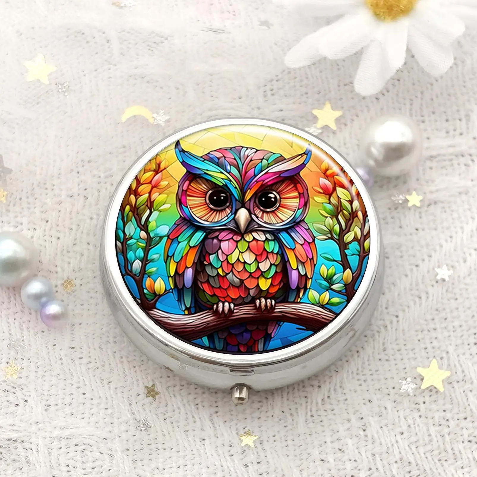Owl Pattern Round Metal Pill Box, Portable 3-grid Mini Pocket Storage Box, Travel Pill Box, Medicine Tablet Vitamin Organizer for Home Office School, Medical Organizer