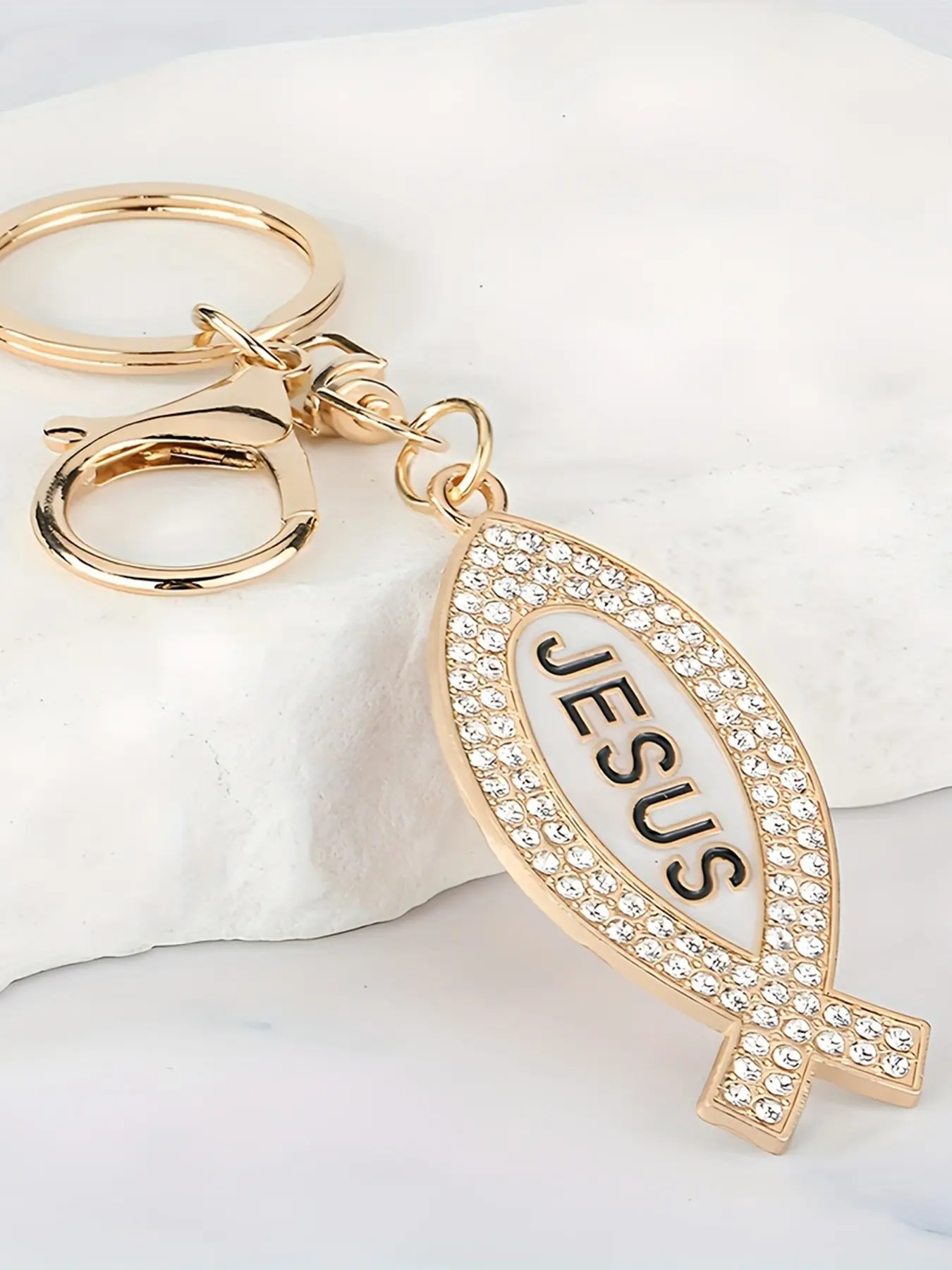 Rhinestone Jesus Fish Bag Charm Pendants – Christian Faith Keychain for Bags, Religious Bag Decoration & Bag Chain Charms for Believers, Ideal for Spiritual Gifts & Daily Inspiration, Bag Accessory, Bag Accessories Charms