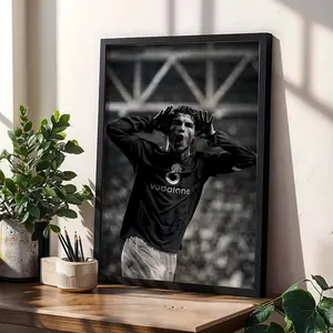 Cristiano Ronaldo Poster Print , Manchester United Wall Art, Football Legend Poster, Soccer Icon Decor, Black & White Sports Printable