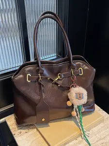 Retro brown handbag, Faux Leather Bag, Faux Leather Satchel, metal buckle design with a cute plush lion pendant shoulder bag, classic and simple, casual, practical with color options, niche design suitable for daily commuting, shopping, etc.