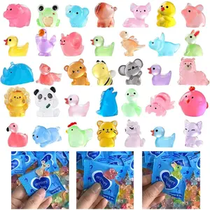 100pcs Mini Glow in The Dark Animal Resin Models Mystery Resin Animals Blind Bag Mini Luminous Farm Ocean Figures Animal Miniatures for Fairy Garden Accessories Random Design