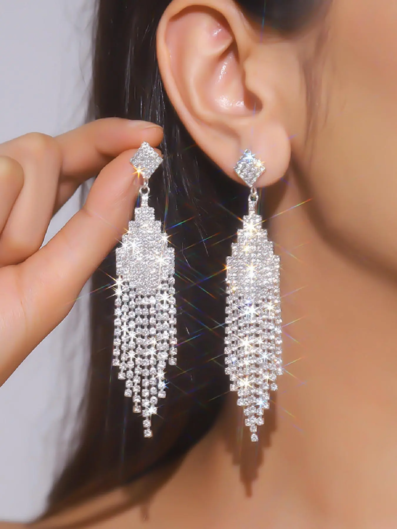Rhinestone Decorated Dangle Earrings, Fashionable Long Tassel Design Earrings for Women, Elegant All-match Fashion Accessories for Daily Wear, High Quality Earrings