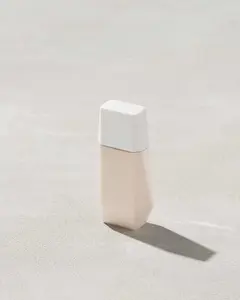 Fenty Beauty Eaze Drop Lightweight Blurring Skin Tint — 1