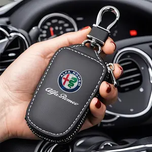 D-Type Leather Keychain Zipper Pouch with Metal Hook, Car Accessory for Alfa Romeo Models, Secure and Stylish Key Holder