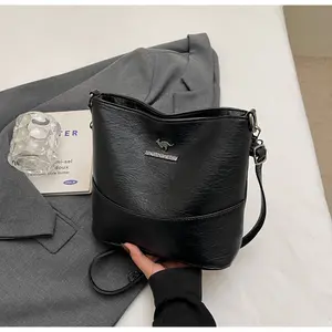 Crossbody Bags for Women Purse and Shoulder Bag with Adjustable Shoulder Strap Stylish Design for Everyday Use