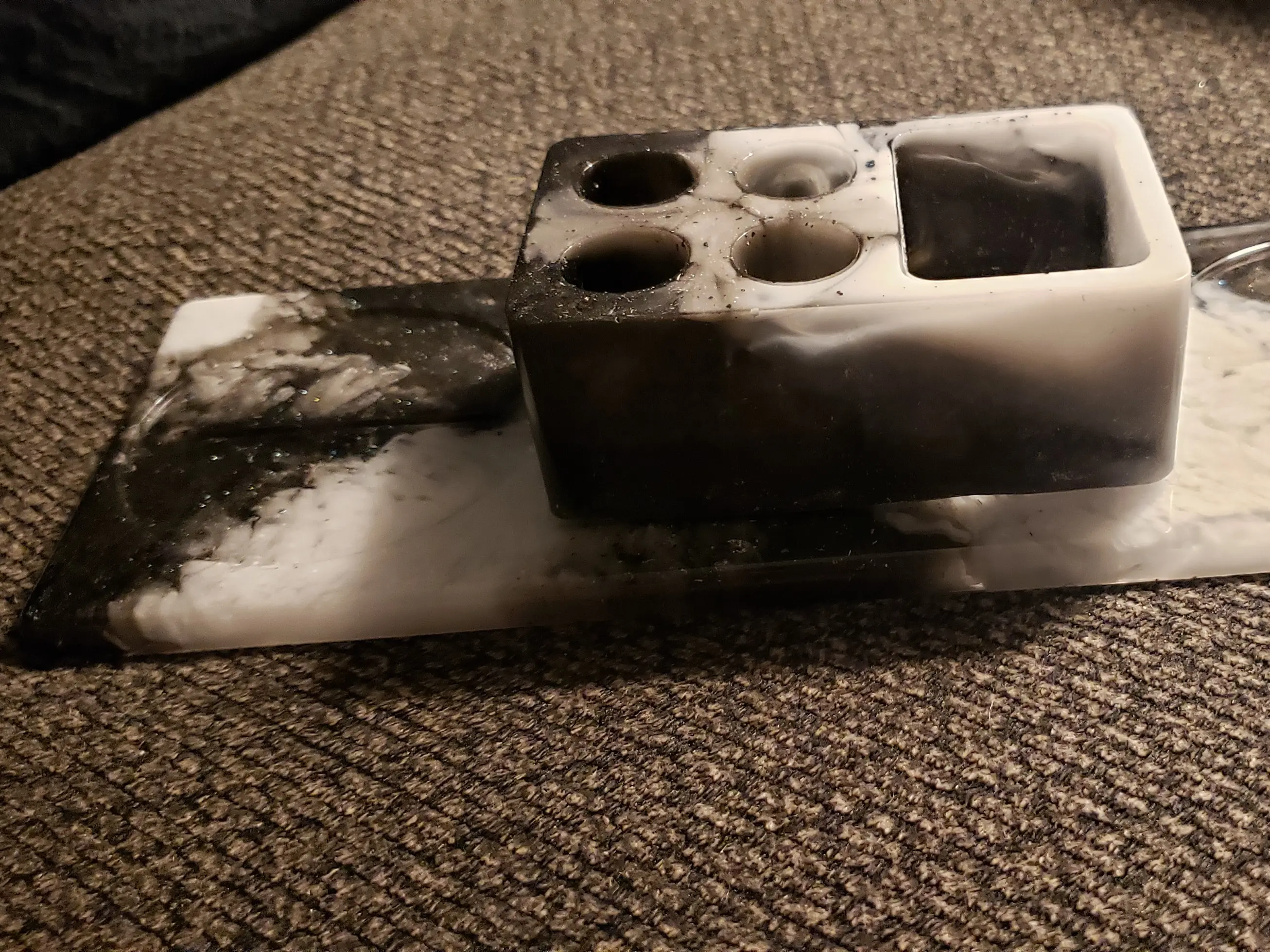 Handmade Black and White Resin Toothbrush Holder and Tray