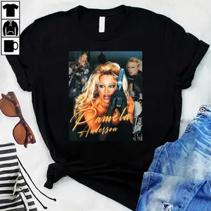 Pamela Anderson (13) T-Shirt