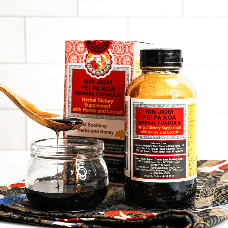 Nin Jiom | Pei Pa Koa（Herbal Formula） | herbal dietary supplement with honey and loquat |300ml