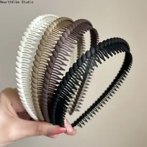 4-Piece Set: New Matte-Textured Non-Slip Headbands — Simple, Toothed Hairbands for Washing Face & Styling, Plus Plastic Clips and Accessories for Bangs and Flyaways