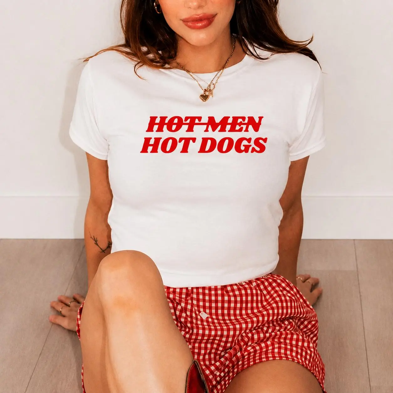 Hot Men Hot Dogs Baby Tee, Funny Hot Dog Graphic Crop Top, Summer Cookout Shirt for Women Aesthetic Shirt