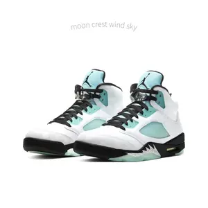 Retro Island Green Colorway Mid-Top Basketball Shoes
