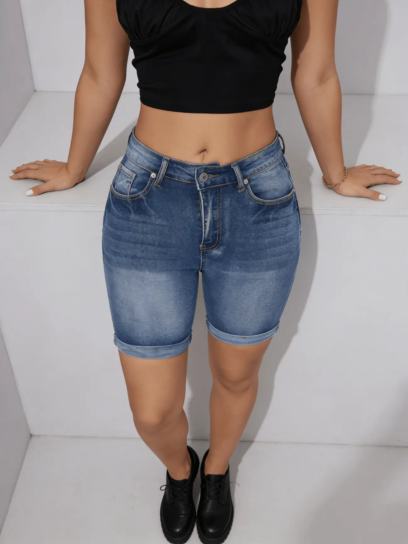 High Waist Gradient Dark To Light Wash Roll Cuff Knee-Length Slim Denim Bermuda Bike Shorts