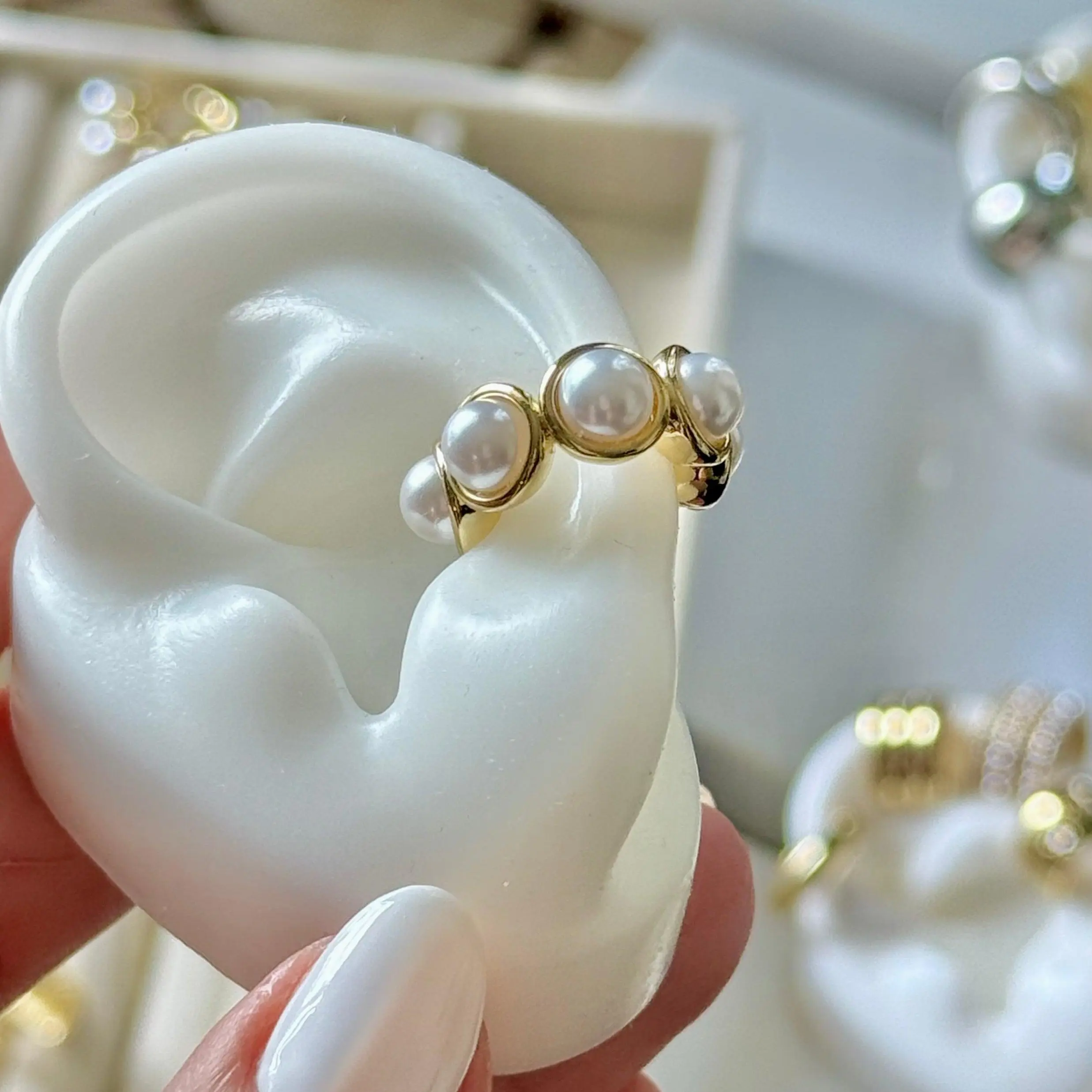 Ear Cuff Perlinis