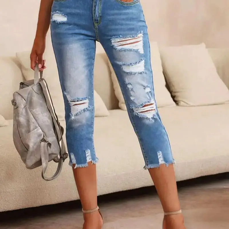 Women's Plain Raw Hem Skinny Fit Jeans, Frayed Cropped Jeans, Casual Pocket Button Cropped Denim Pants for Summer, Capri Pants, Fashion Women's Denim Trousers for Daily Wear, Bottom, Streetwear, Cropped Distressed Jeans, Cropped Fitted Jeans