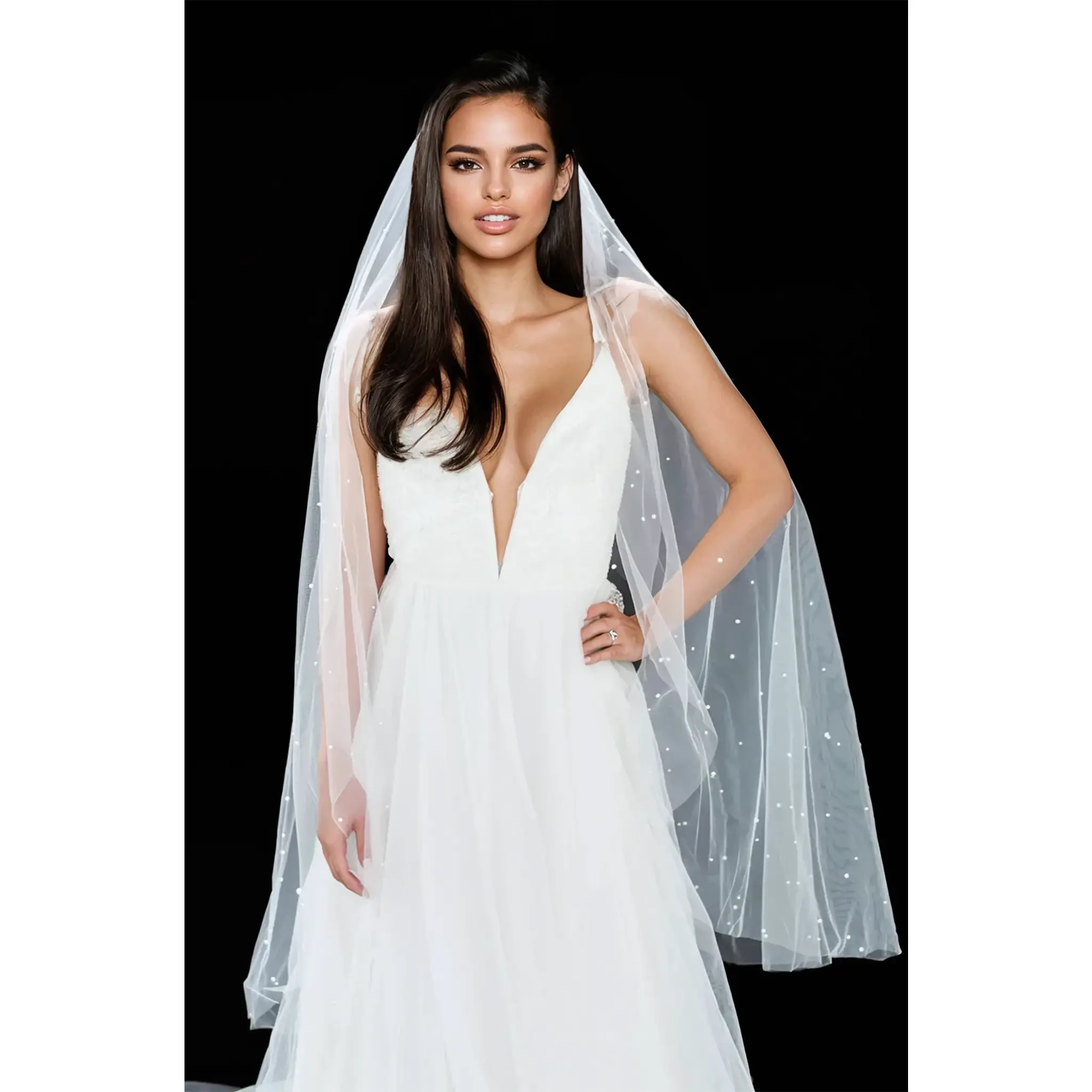 AUDE FINGERTIP VEIL WITH SCATTERED PEARLS