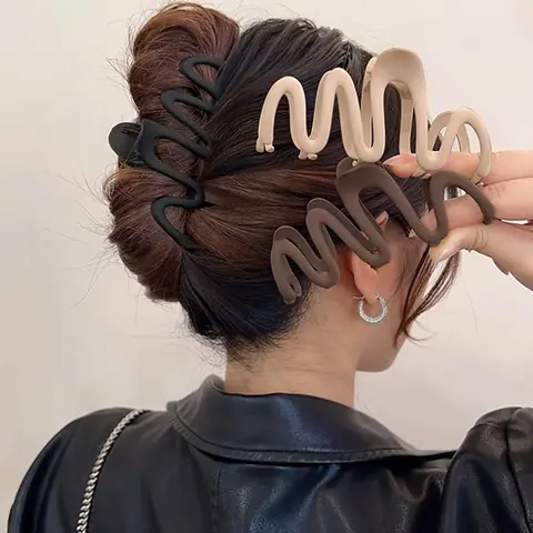 3pcs Simple Matte Solid Color Wave Design Hair Claw Clip Pack in Claw for Women & Girls, Minimalist Headwear Suitable for Thick Hair, Fashion Hair Accessories for Party, Daily Clothing Decor, Hair Claws Set, Hair Clips Claw