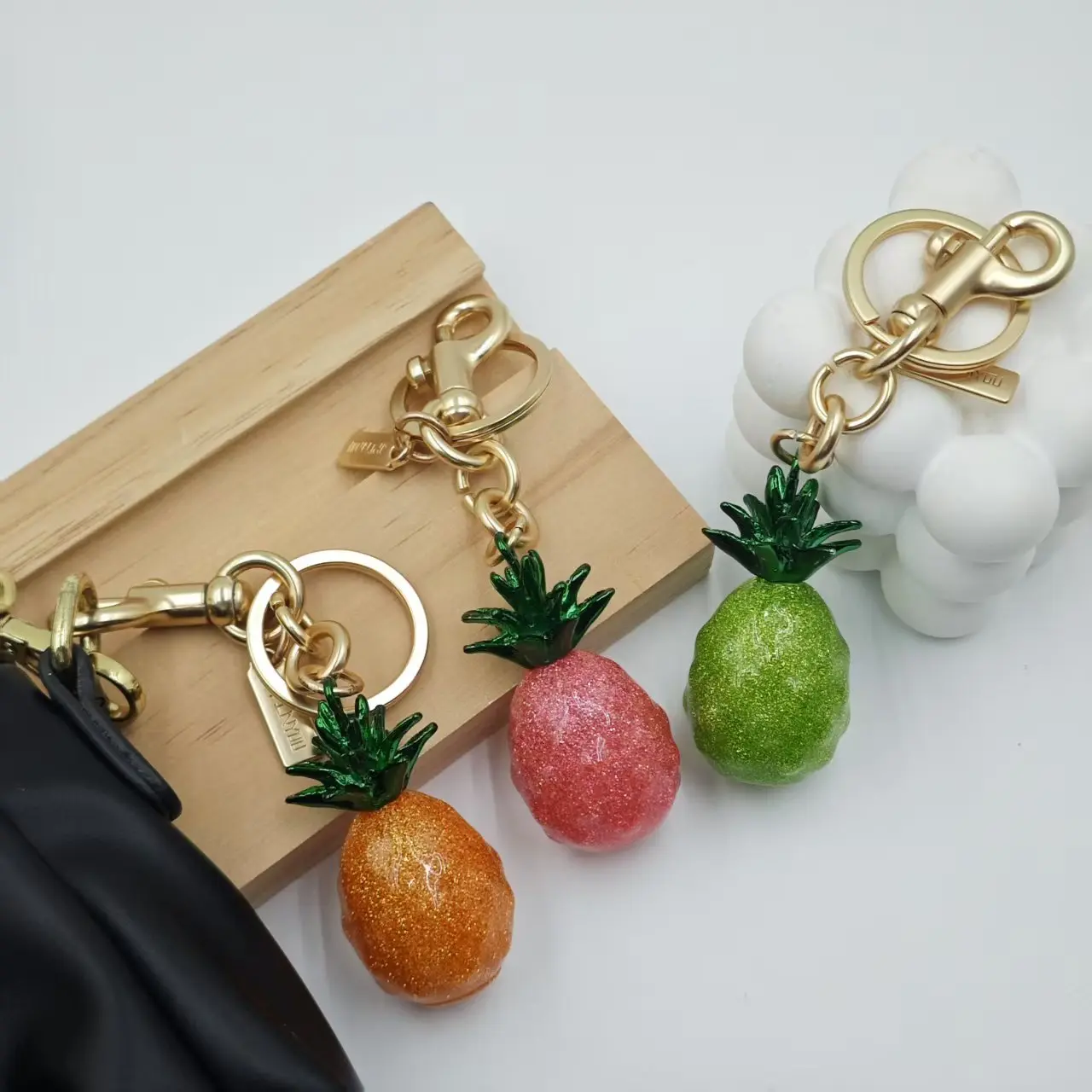 {Keychain} i Fashion Pineapple Fruit Keychain - Cute Pineapple Car Key Pendant Valentine's Day Gift Key Fob