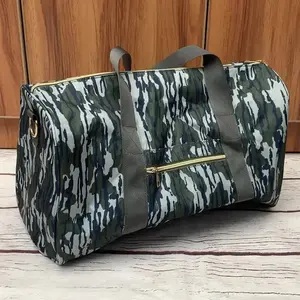 Camouflagedufflebaggymsportsbaglargecapacitytravelbagweekendbag