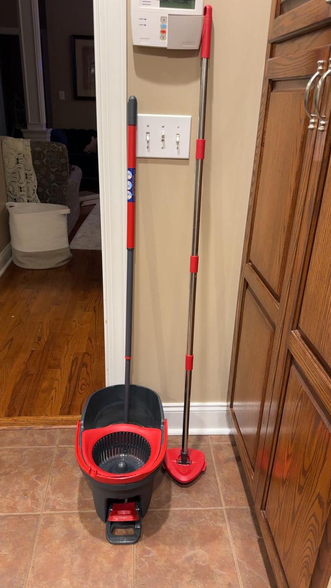 Item: Spin Mop Replacement Kit with 5pcs pads