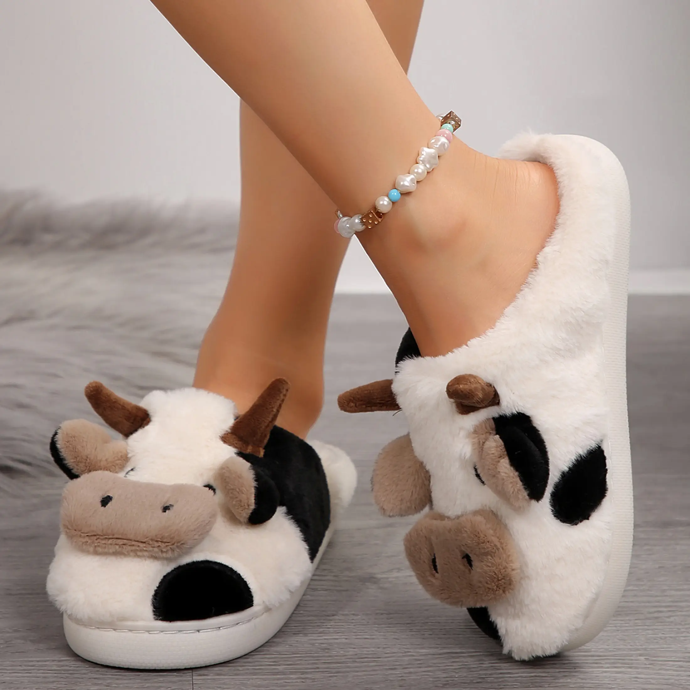Women Kawaii Fuzzy Cute Cow Slippers for Women Winter Warm Cozy Animal Girl Slippers Walking Shoes
