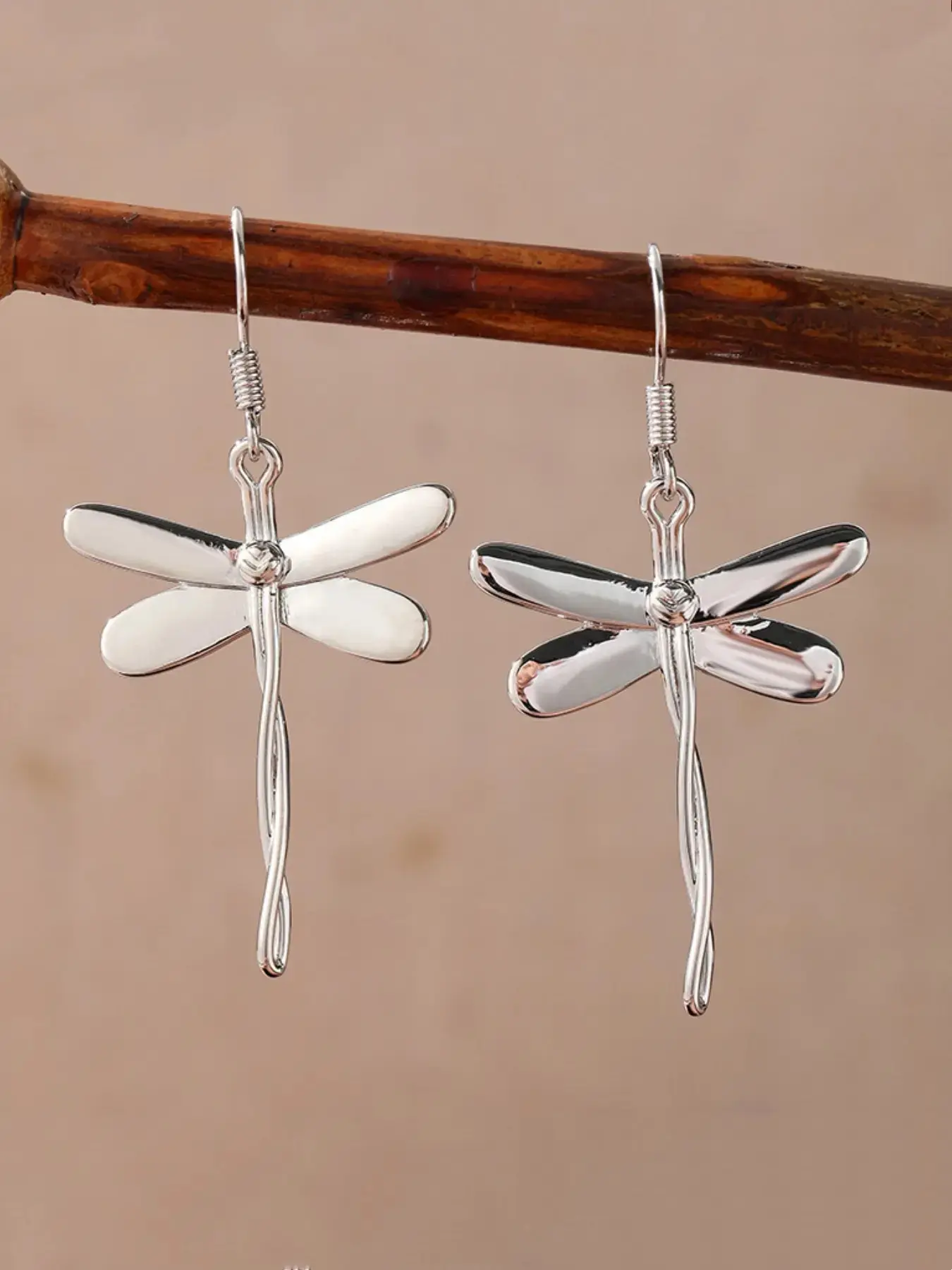 1 Pair of Dragonfly Earrings with An Insect Theme and Creative Design, Allowing You To Feel The Breeze Nature, Are Suitable for Daily Outings Party Accessories, Cross Dangle Earring, Dangling