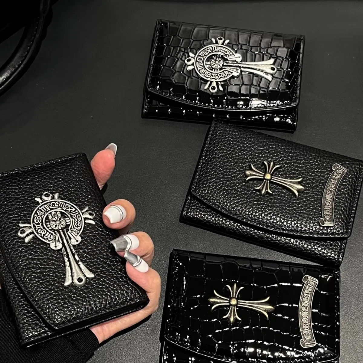 Gothic Silver Metal Cross Mini Card Wallet, Crocodile & Litchi Grain Faux Leather Small Card Holder