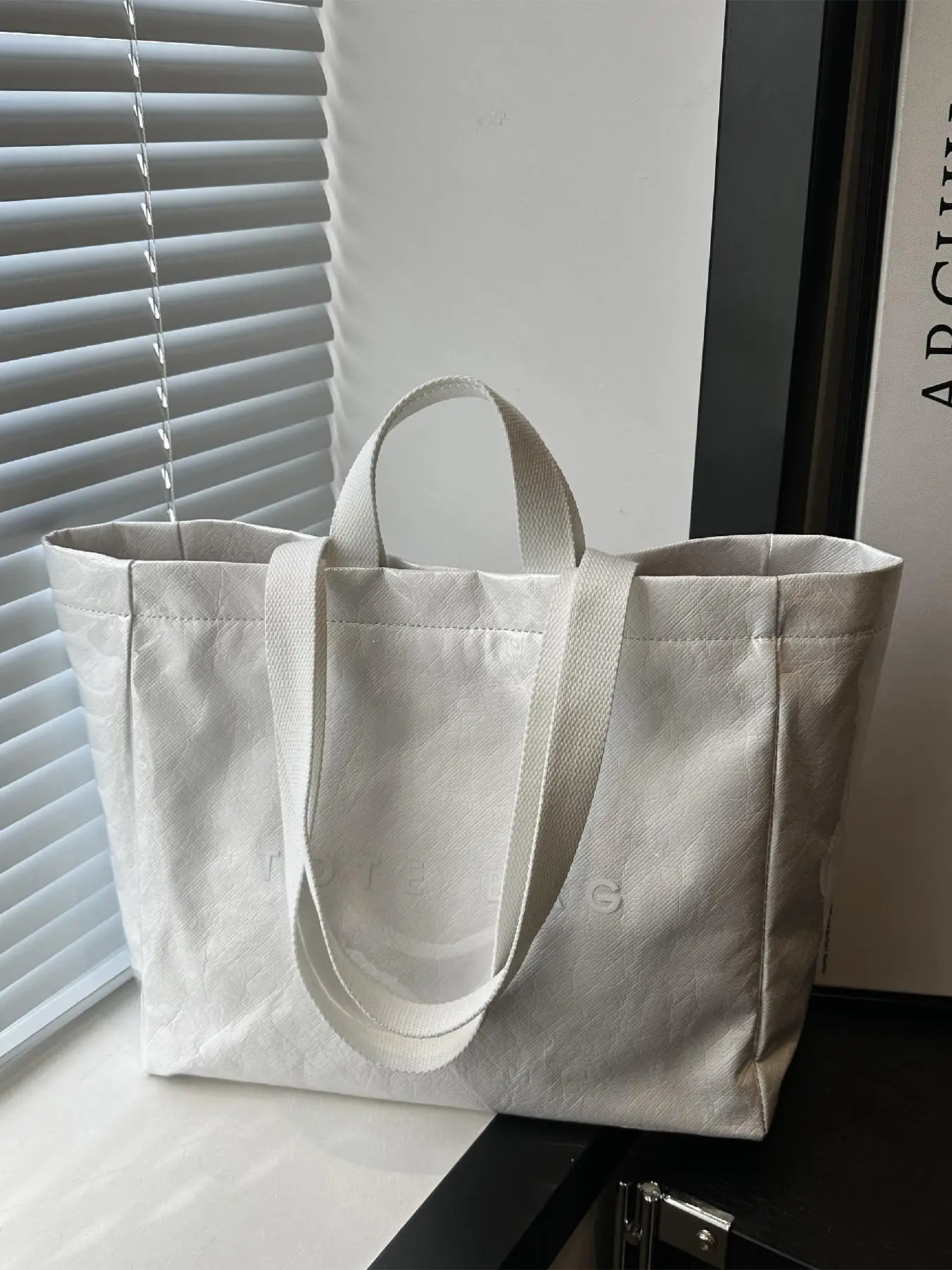 Letter Pattern Tote Bag, Large Capacity Pvc Fashionable Shoulder Bag, Casual Trendy Versatile High-quality Daily Commuting Bag, Girl Fashionable Shopp