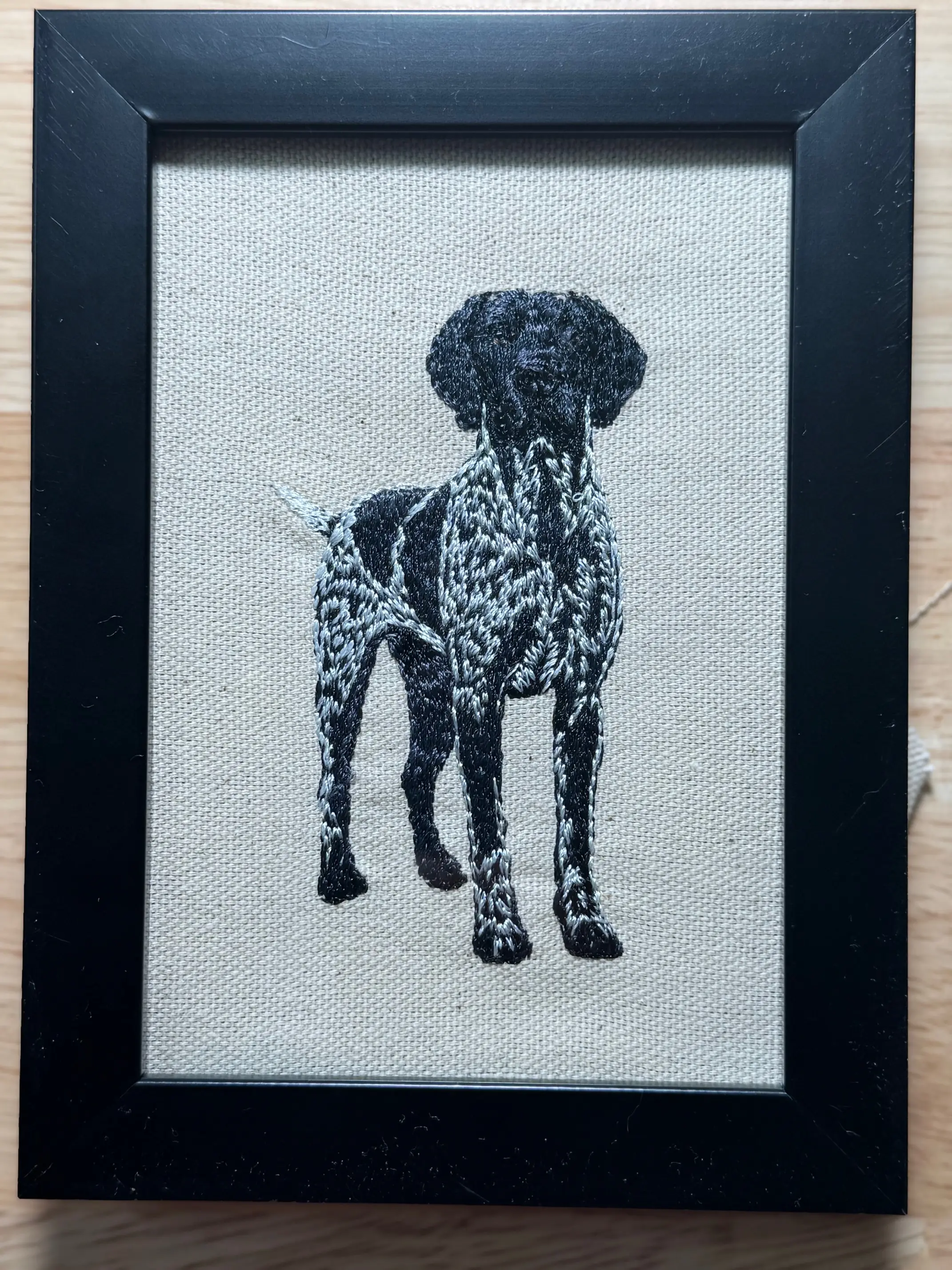 German Pointer (Black) Machine-Embroidered Framed Plaque - Home Office Tabletop Artwork, Room Decoration Ornaments, Unique Canine Charm Gift, Other Breeds & Designs Available