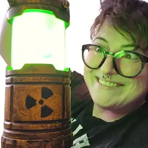 Nuclear Reactor Lantern Gift Mini Handheld Nuclear Reactor Lantern Toy Doomsday Nuclear Reaction Push Simulation Illuminator
