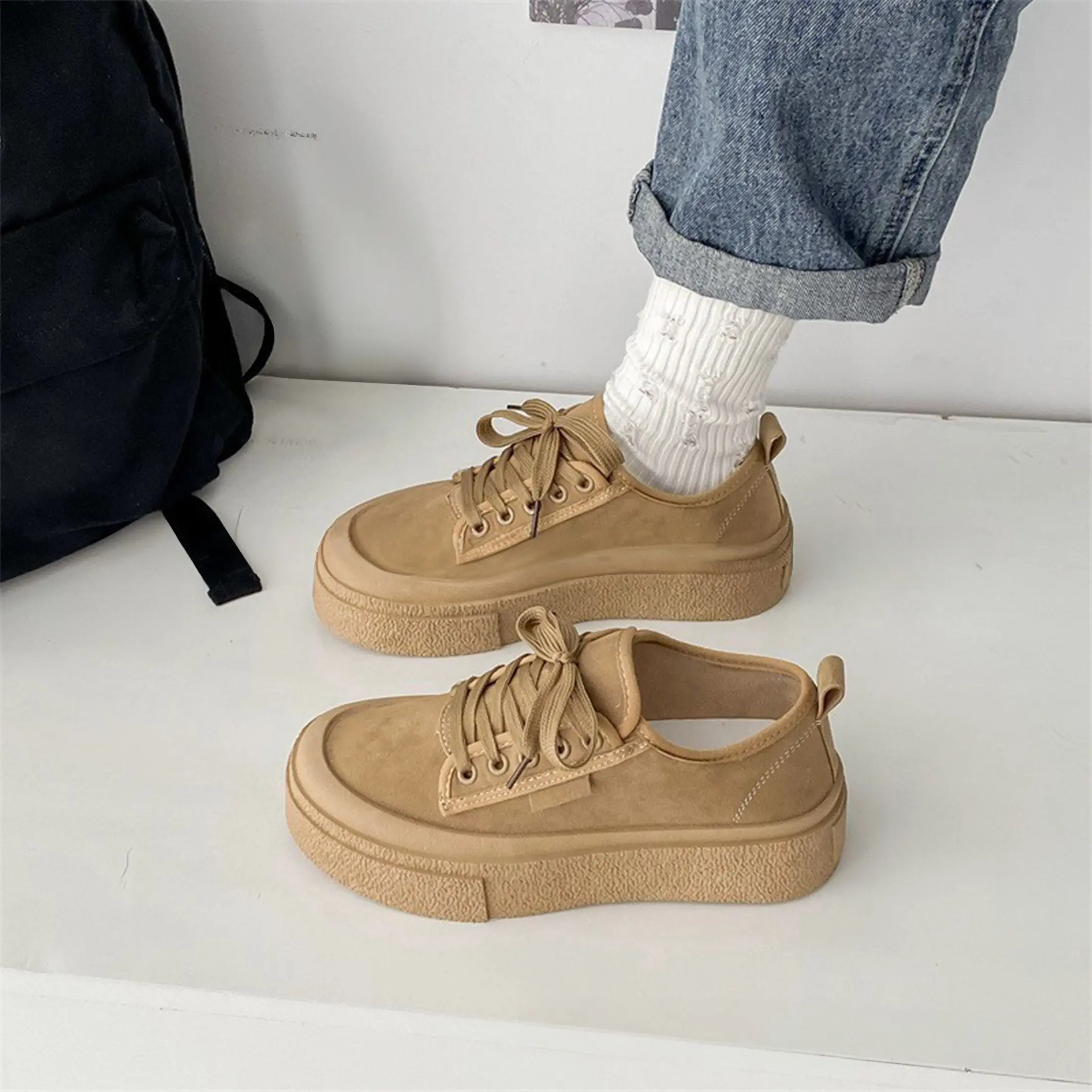 Women's Casual Heightening Shoes Thick Sole Canvas Design for Casual and Outdoor Wear