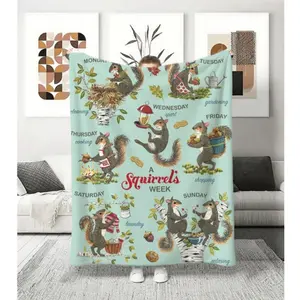 Squirrel pattern flannel printed blanket, light blue, soft and comfortable thin blanket, suitable for various occasions such as beds, sofas, camping, etc. Lightweight and durable design, machine washable.