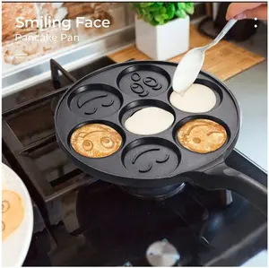 Smiling Face Design 7-Hole Non-Stick Pancake Egg Cooker Pan with Handle Cooking Molds Cookware Kitchen Appliances