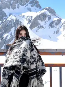 Elegant Vintage Ink Painting Cape Shawl Coat for Women, Autumn Winter Warm Outerwear with Tassel Scarf, Stylish Overcoat Jacket