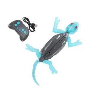 Rechargeable Wall Climbing Gecko Toy Robot, Remote Control Prank Toy for Kids Aged 4+, Requires 2 Aaa Batteries (not Included)