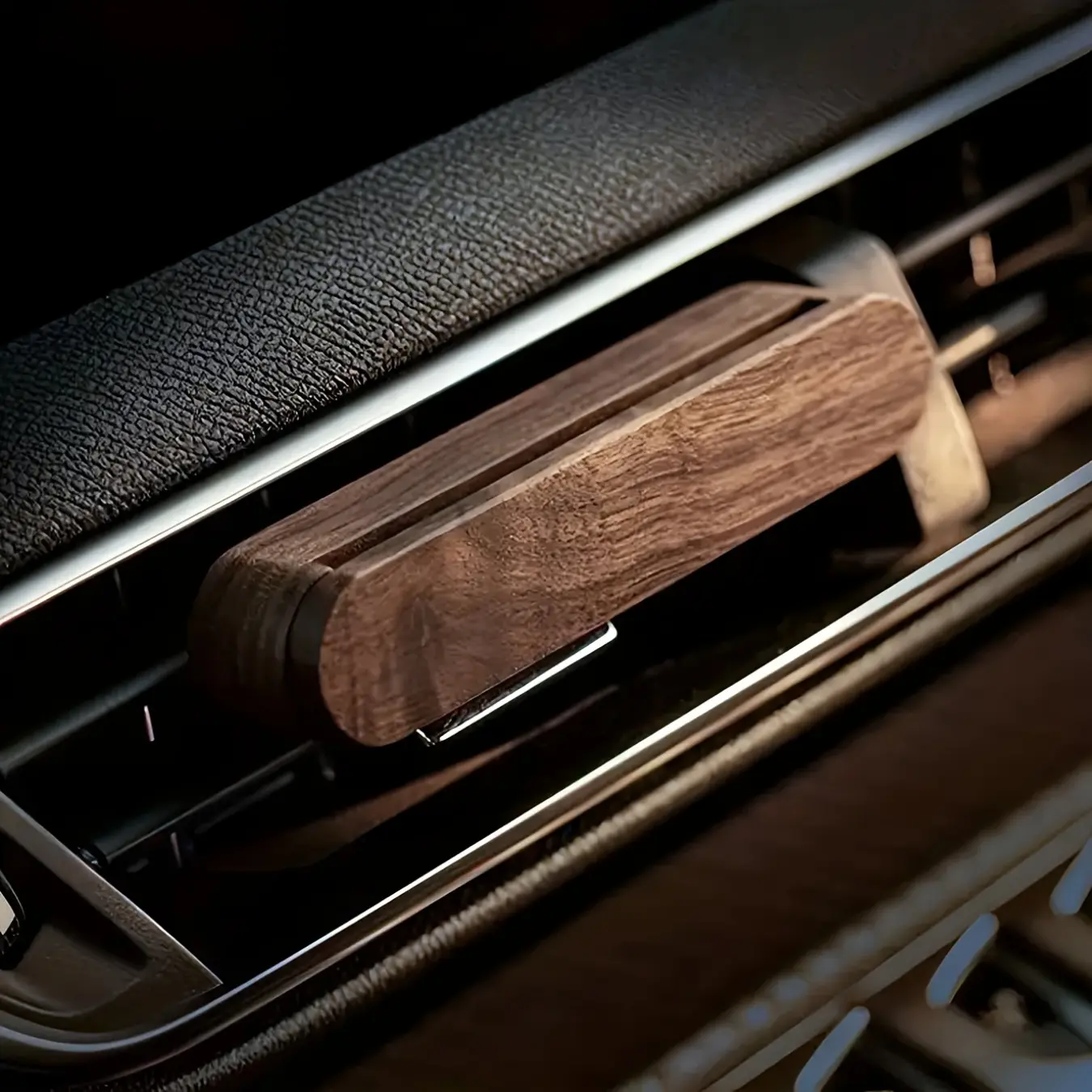 Wooden diffuser for car air conditioning vents, perfum-free with 10 evaporation sticks, compatible with essential oils, perfumes, aromatherapy, etc, Car Fragrance, Car Interior Diffusers, Waterless Car Diffuser, Car Scent Diffuser, Car accessories