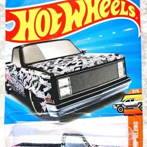 Hot Wheels Chevy Silverado 83 black widow with stearling protector case