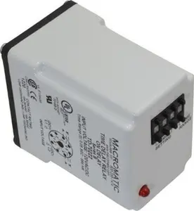 Macromatic 8 Pin, 999 hr Delay, Multiple Range DPDT Time Delay Relay 10 Contact Amp, 120 VAC/VDC, Pushbutton Thumbwheel TD-70222