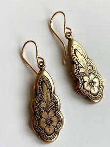 Victorian Style Earrings, Romantic Art Nouveau Women's Pendant, Gold Flower Dangle Earrings, Statement Earrings, Gift for Mom