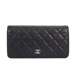 Pre-owned CHANEL Calfskin Wallet Black 76543636