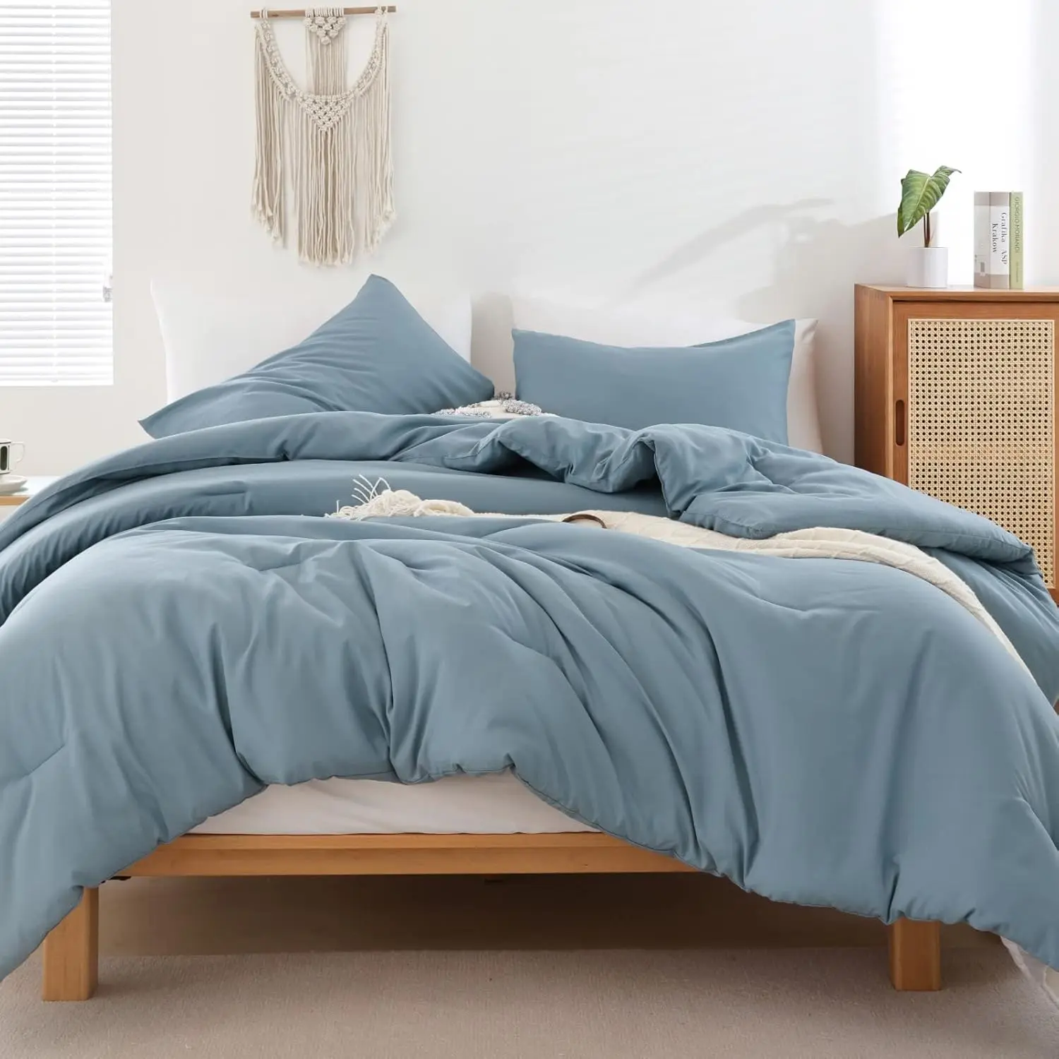 Dusty Blue Twin/Twin XL Comforter for, 1 Blue Comforter  1 Pillowcase, Lightweight Comforter Dorm