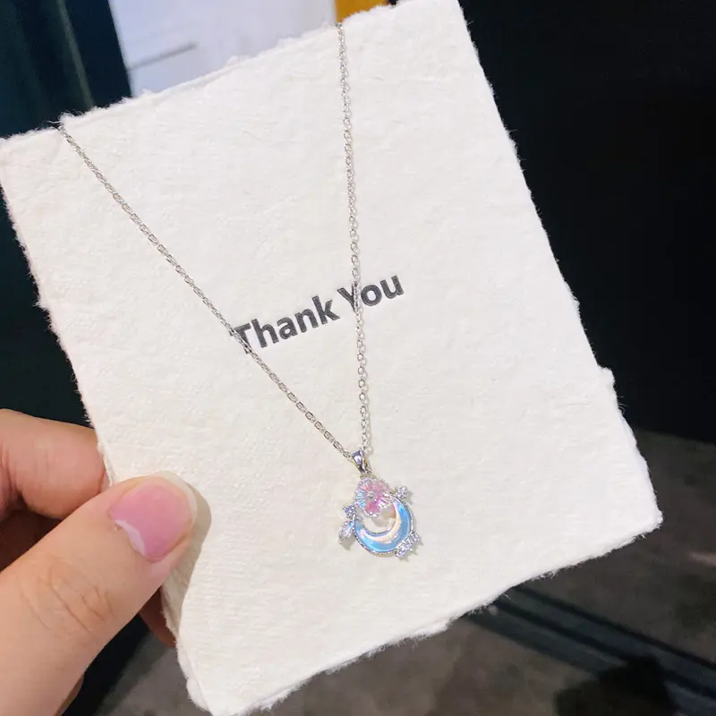 D39 Silver Blue Iridescent Flower Moon