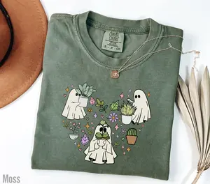 Ghost Plant Mama Comfort Colors tShirt – Ghost tshirt – Plant Lover Gift for Halloween – Plant Mama Women’s Halloween Gift – Cute Ghost Shirt