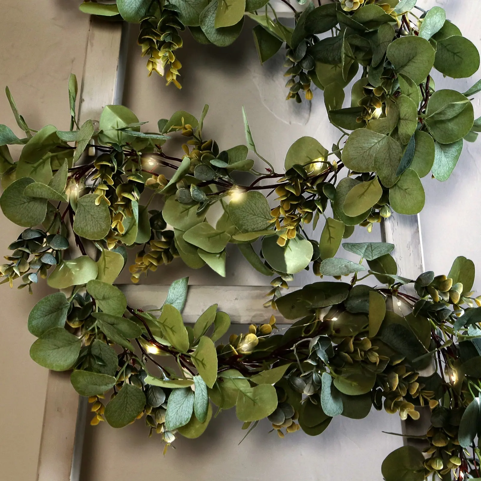 Artificial Eucalyptus and Boxwood Leaf Garland String Lights, Warm White 20 LED Battery Operated Fairy Lights with Fake Greenery Hanging Vines - 6.5ft