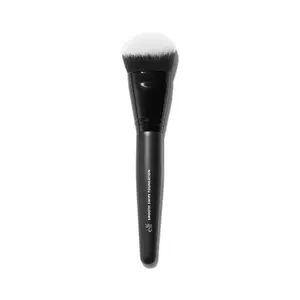 Smooth Swipe Foundation Brush